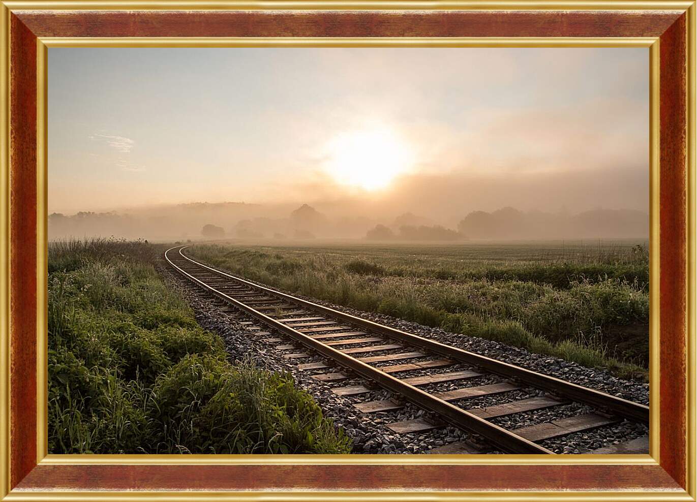 Картина в раме - Железная дорога в лучах солнца