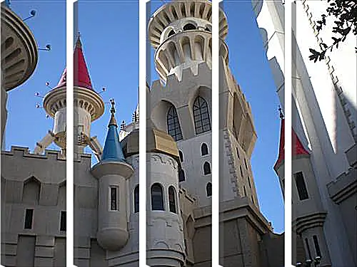 Модульная картина - Hotel Excalibur in Las Vegas - Отель Экскалибур в Лас Вегасе