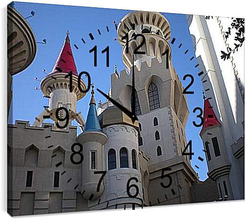 Часы картина - Hotel Excalibur in Las Vegas - Отель Экскалибур в Лас Вегасе