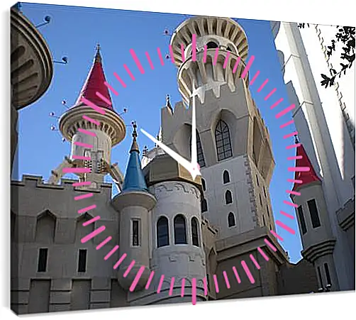 Часы картина - Hotel Excalibur in Las Vegas - Отель Экскалибур в Лас Вегасе