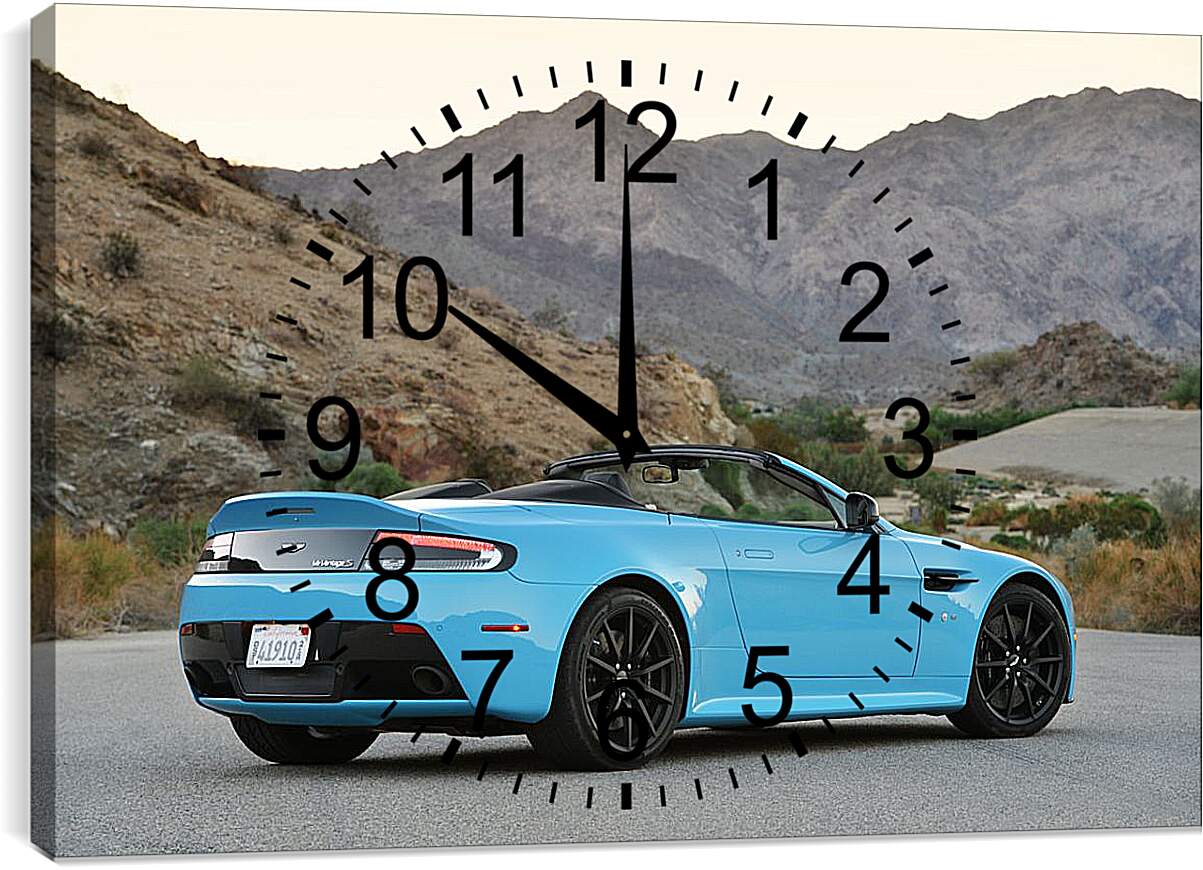Часы картина - Голубой Астон Мартин V12