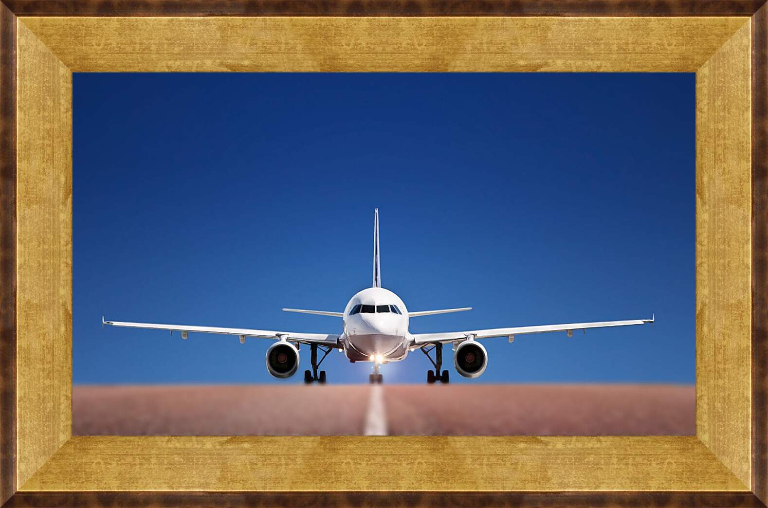 Картина в раме - Самолет на взлетной полосе