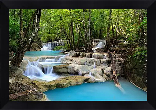 Картина в раме - Небольшой водопад в лесу