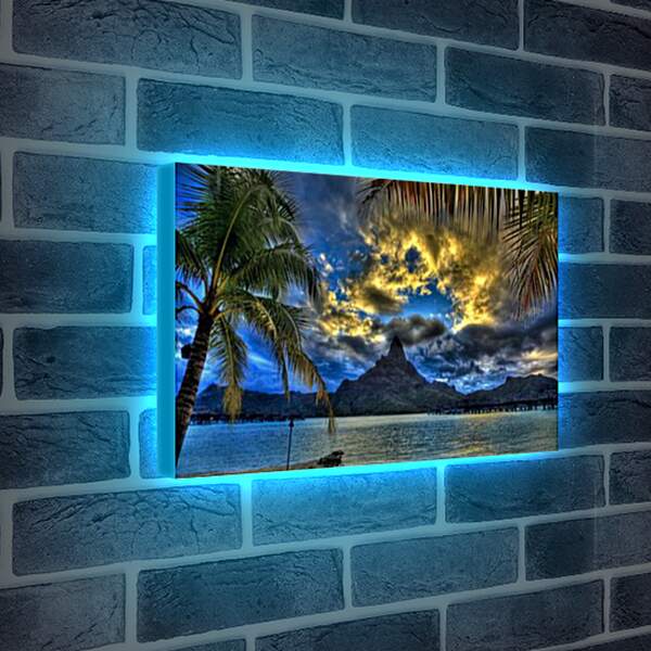 Лайтбокс световая панель - Одинокая пальма на пляже