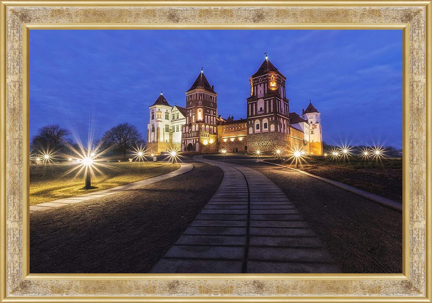 Картина в раме - Мирский замок 4. Республика Беларусь