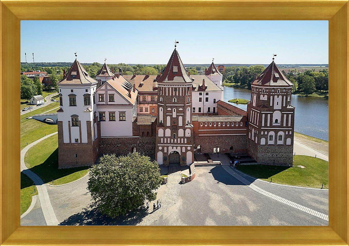 Картина в раме - Мирский замок 2. Республика Беларусь