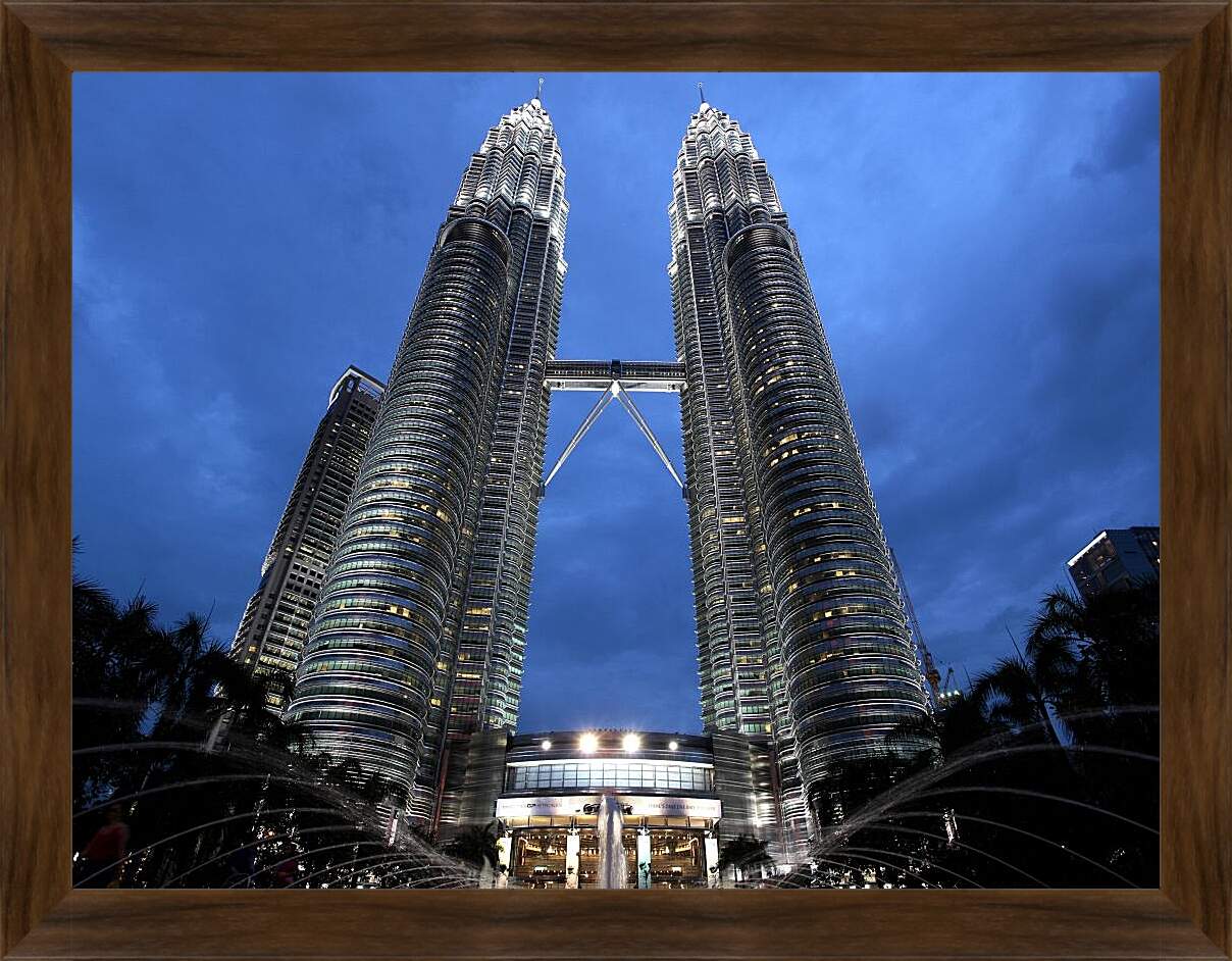 Картина в раме - Башни Петронас 2. Малайзия