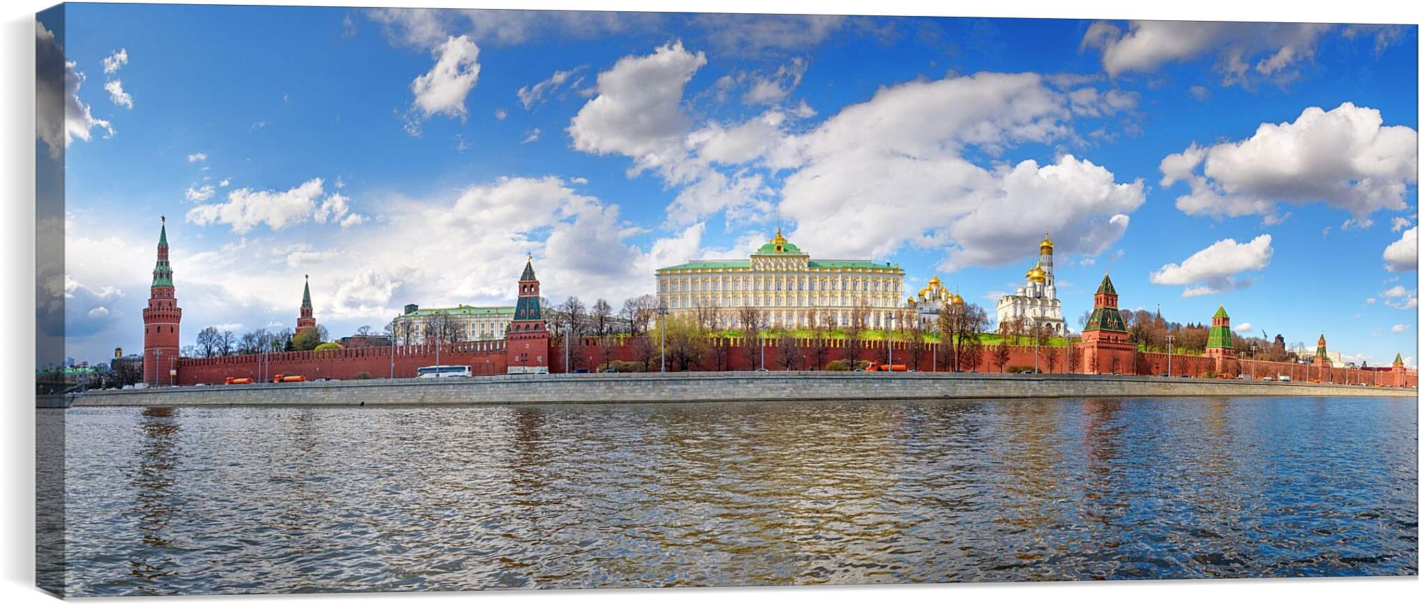 Постер и плакат - Вид Московского Кремля с Софийской набережной