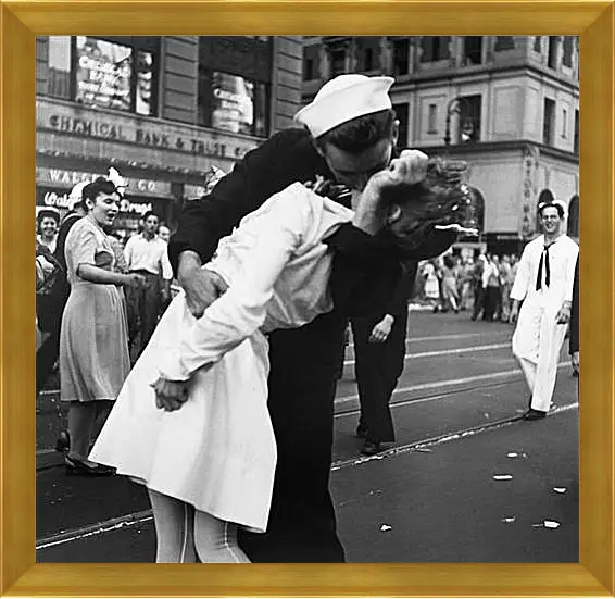 Картина в раме - VJ Day, The Kiss - Безоговорочная капитуляция, Поцелуй на Таймс Сквер
