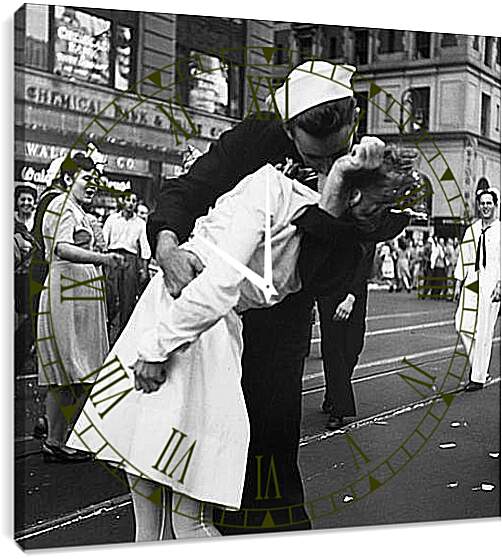 Часы картина - VJ Day, The Kiss - Безоговорочная капитуляция, Поцелуй на Таймс Сквер
