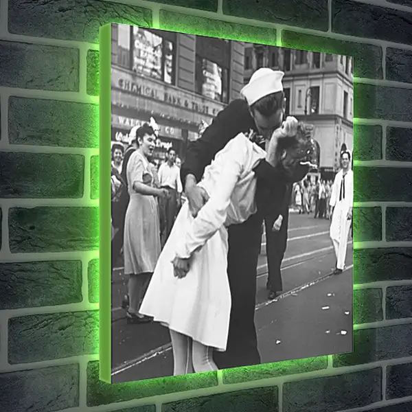 Лайтбокс световая панель - VJ Day, The Kiss - Безоговорочная капитуляция, Поцелуй на Таймс Сквер
