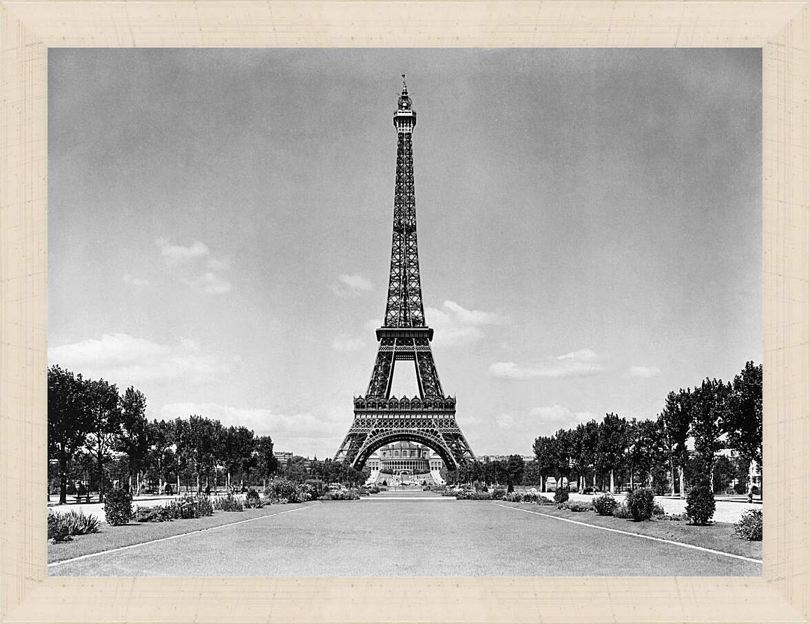 Картина в раме - Эйфелева башня 1909г. Париж