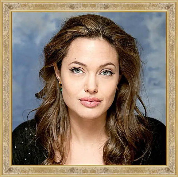 Картина в раме - Angelina Jolie
