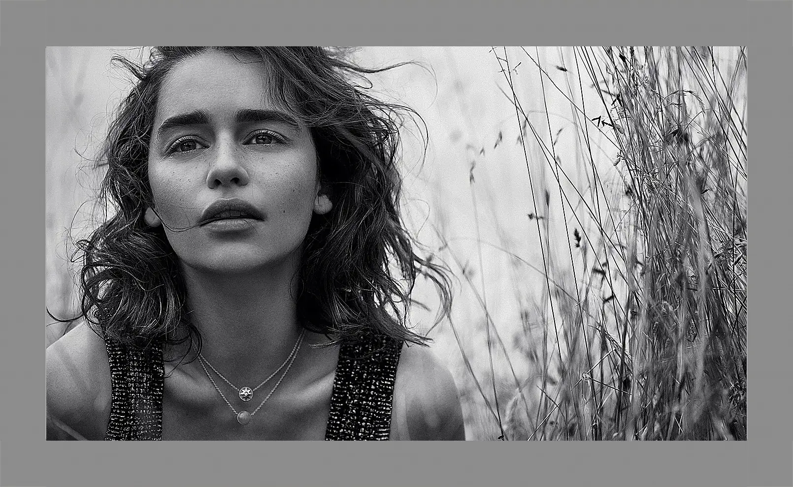 Картина в раме - Эмилия Кларк. Emilia Clarke