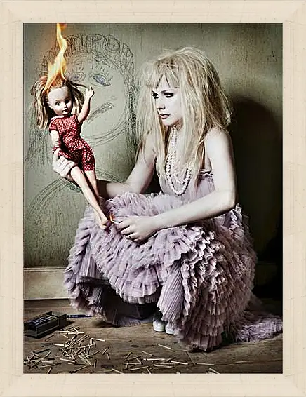 Картина в раме - Avril Lavigne - Аврил Лавин
