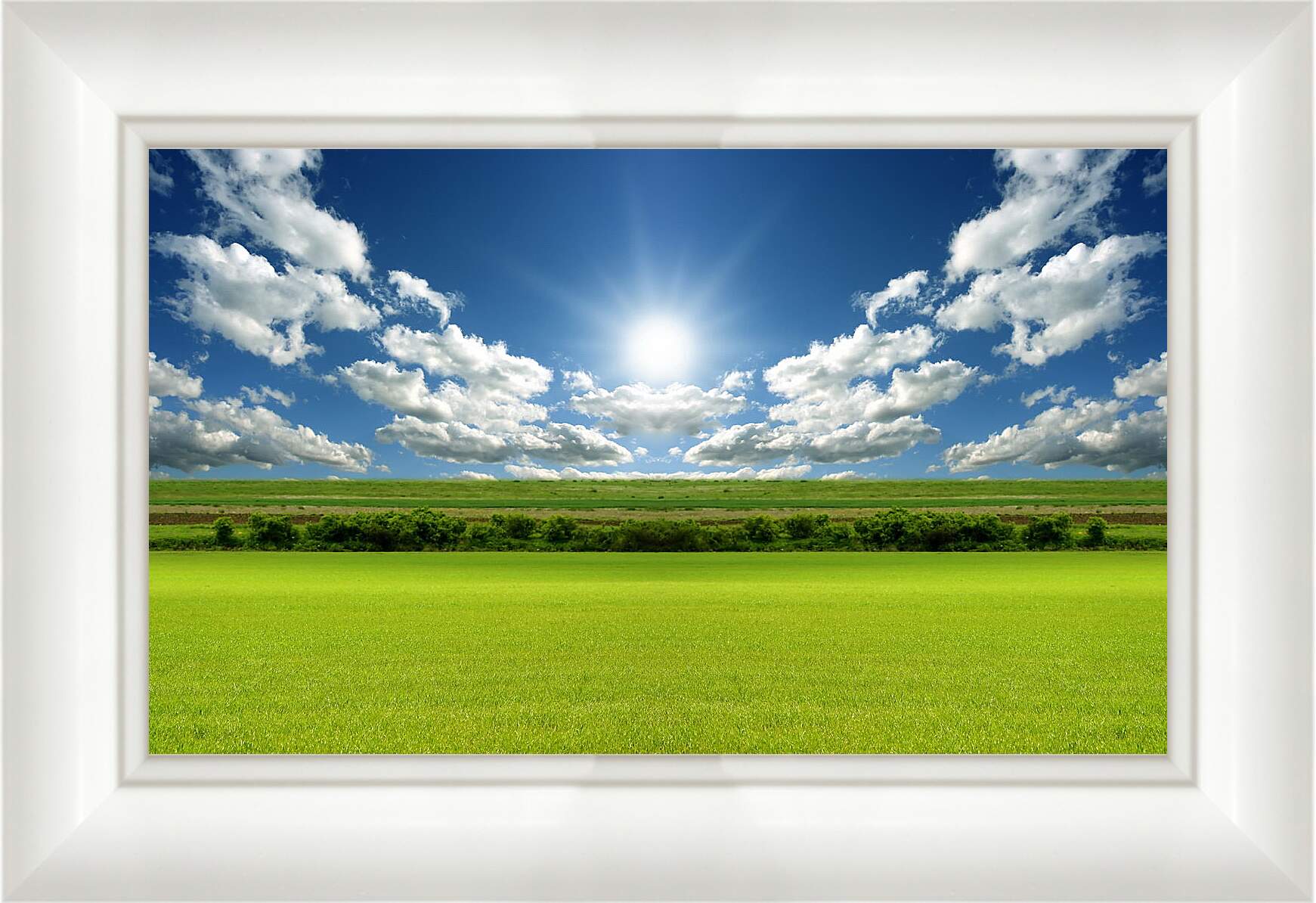 Картина в раме - Солнце и облака
