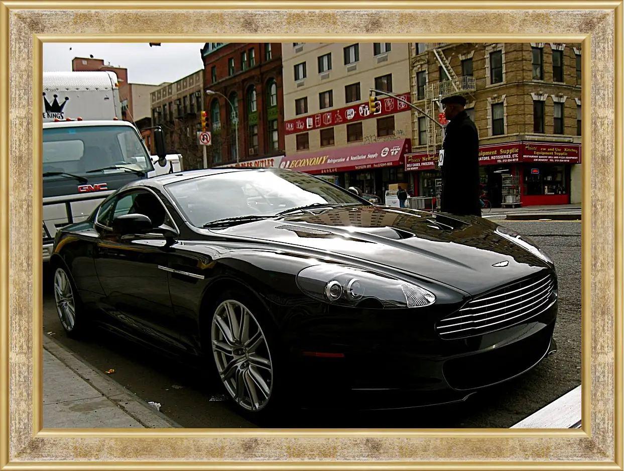 Картина в раме - Черный Aston Martin