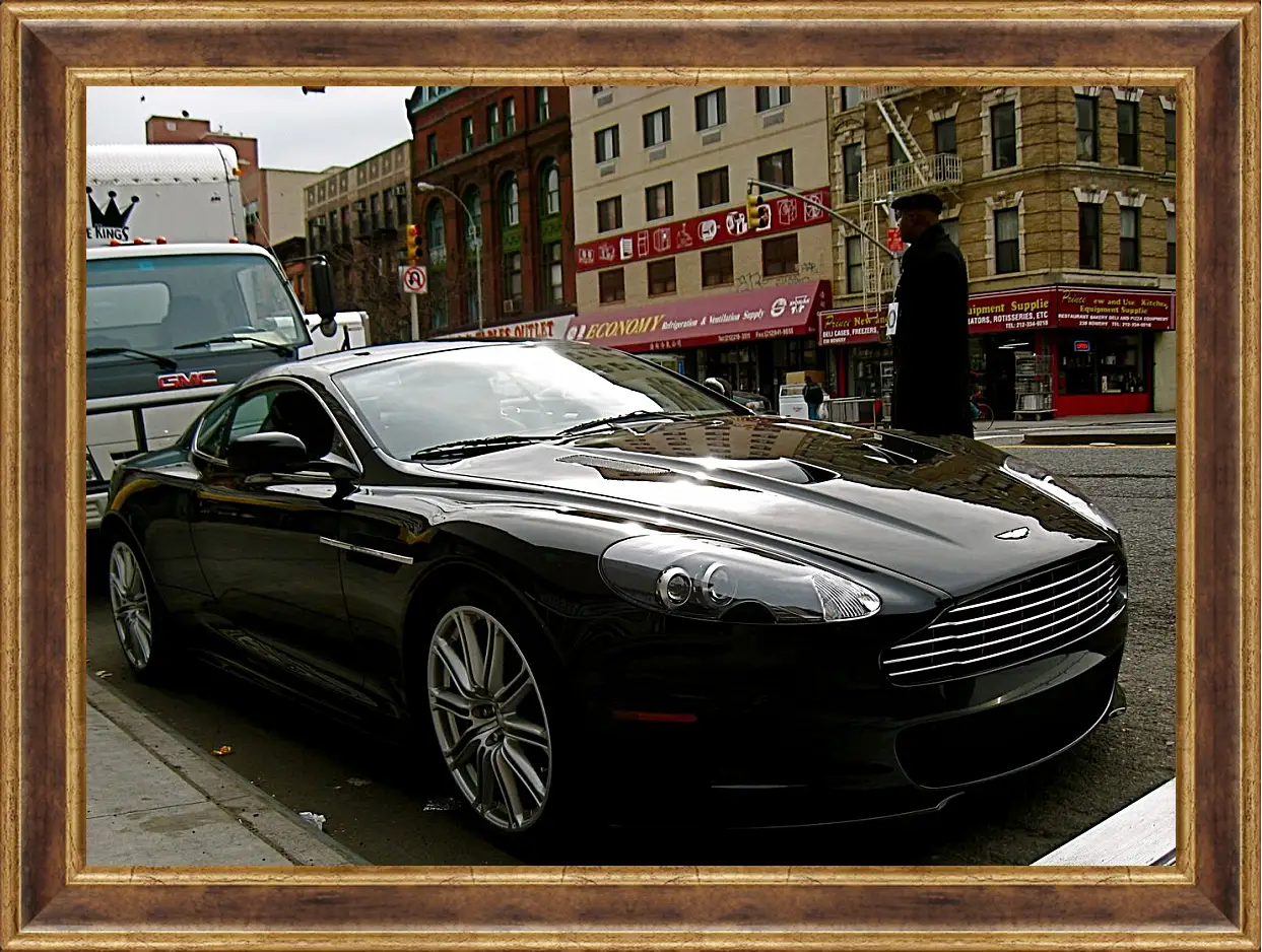 Картина в раме - Черный Aston Martin