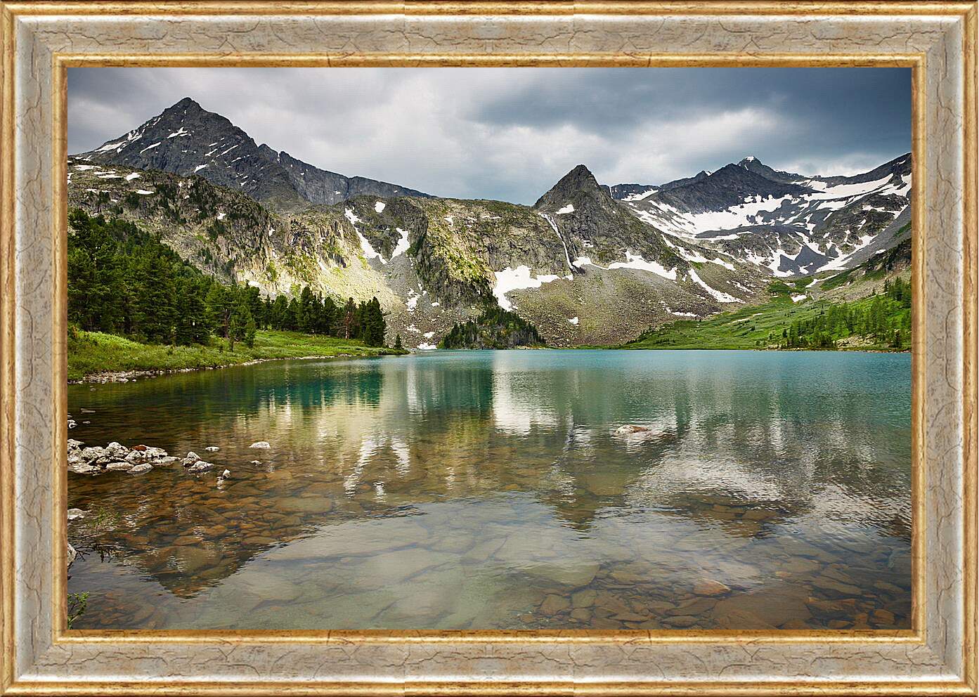 Картина в раме - Озеро в горах
