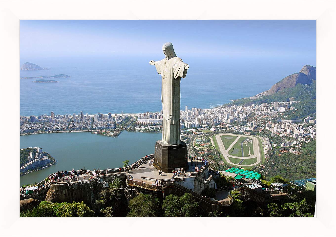 Картина в раме - Статуя Христа в Рио-де-Жанейро
