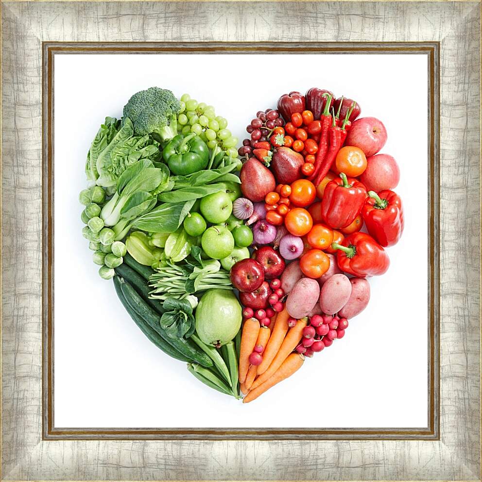 Картина в раме - Сердце из овощей