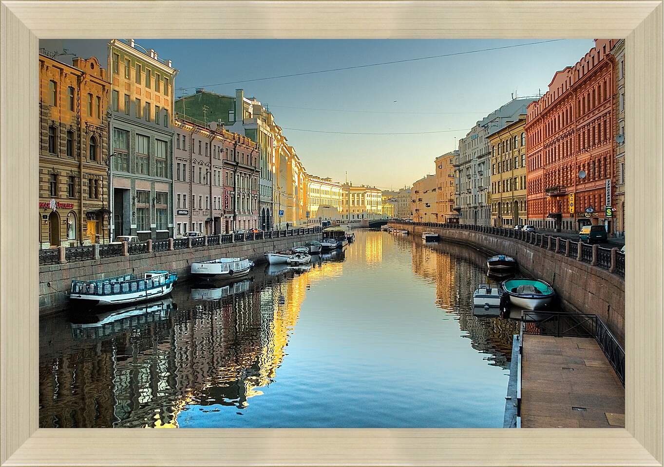 Картина в раме - Канал в Санкт-Петербурге
