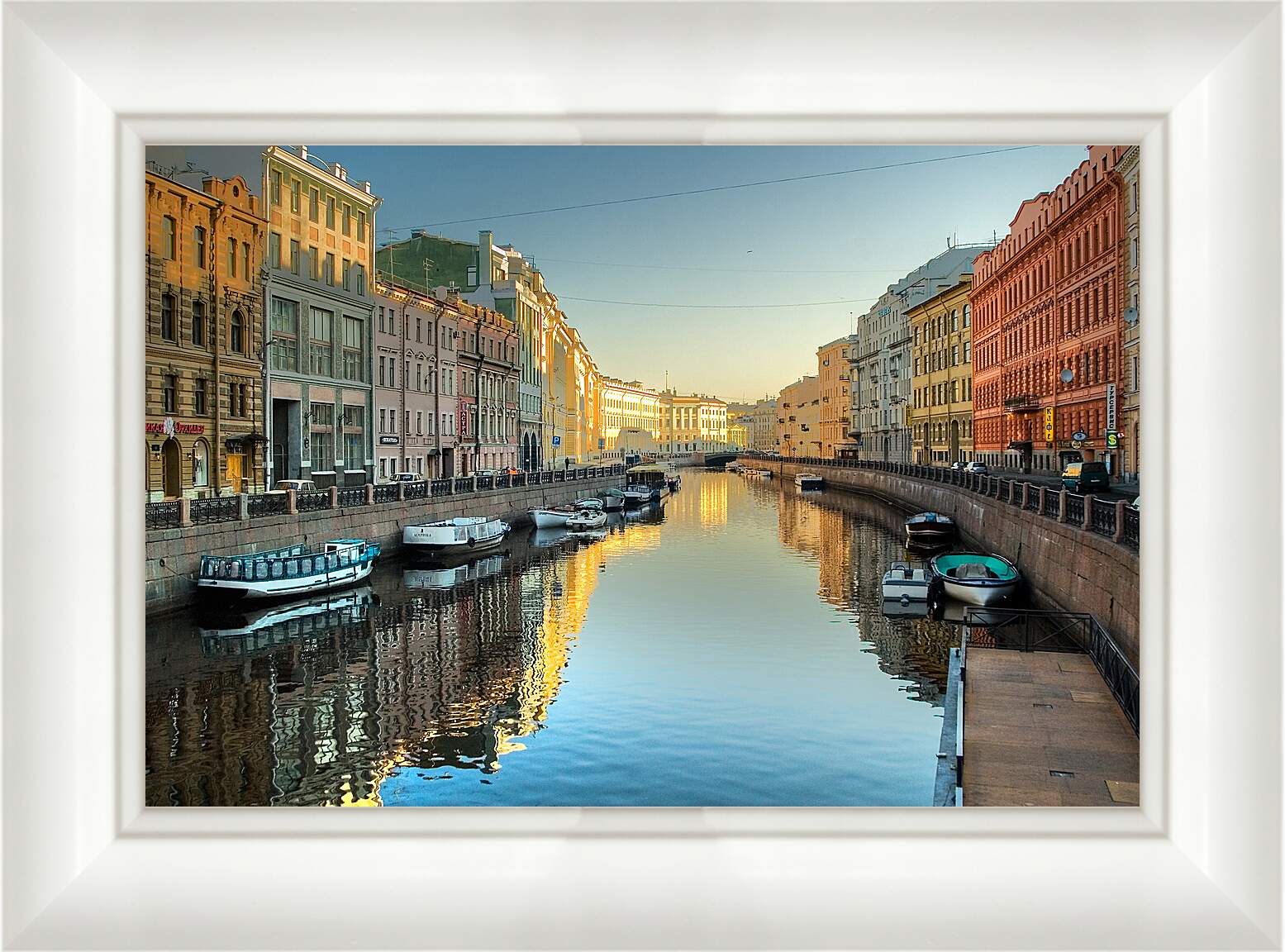 Картина в раме - Канал в Санкт-Петербурге
