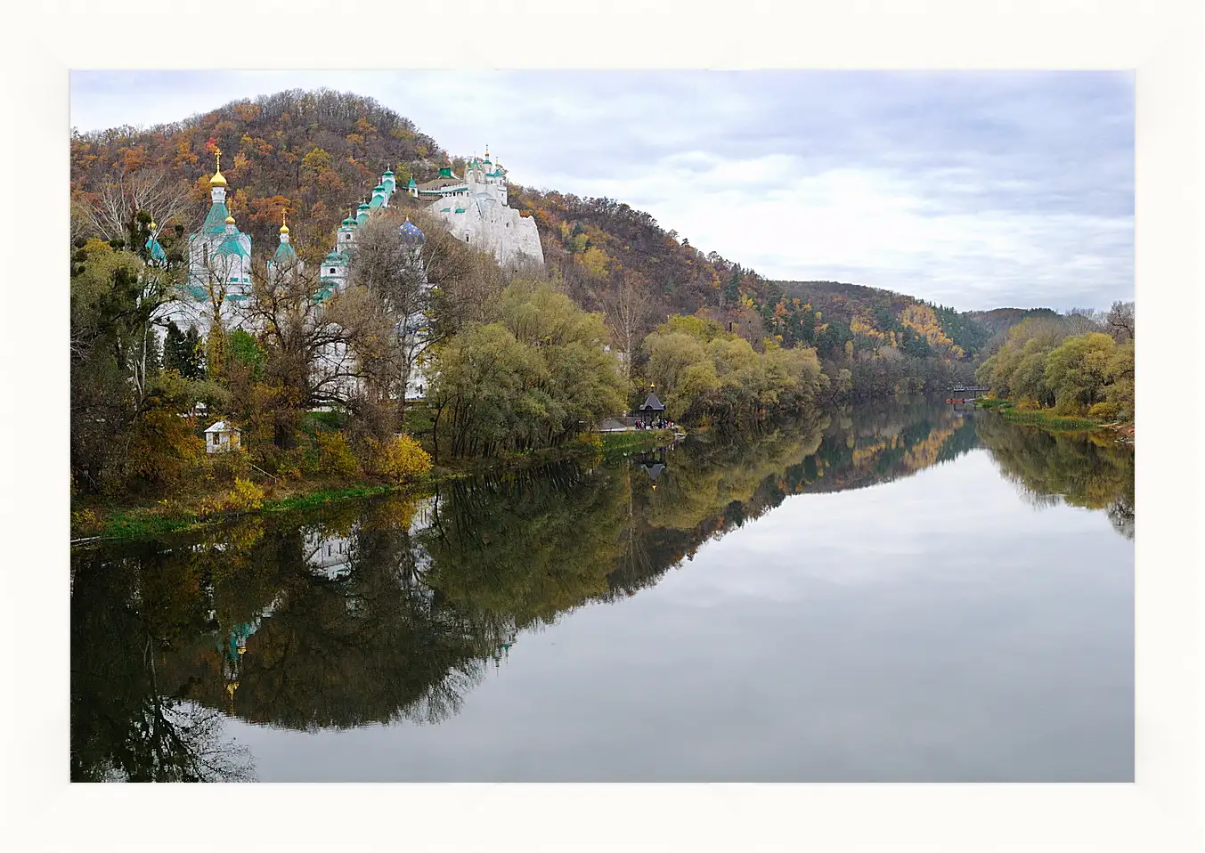 Картина в раме - Святогорск Украина
