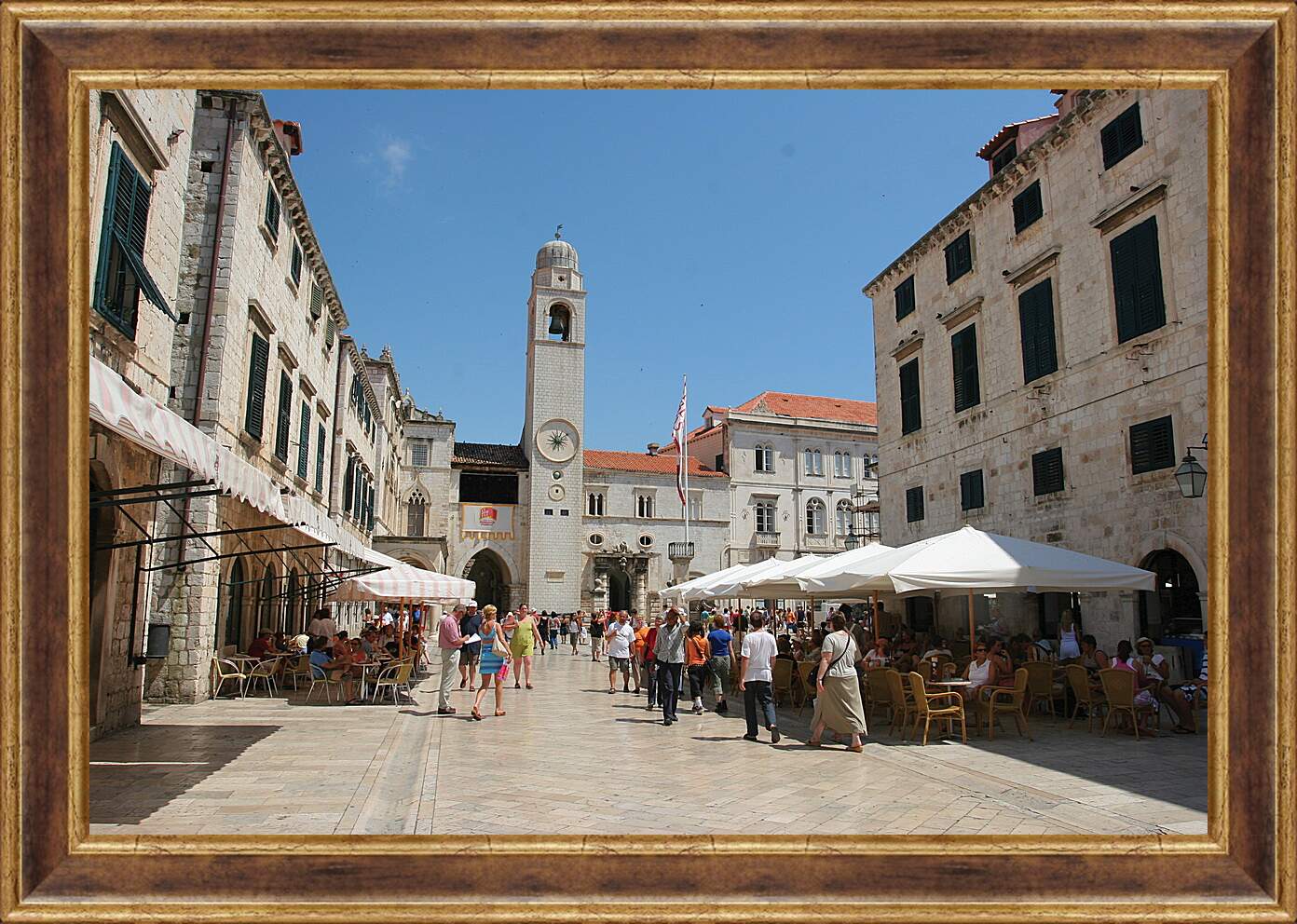 Картина в раме - Загреб Хорватия
