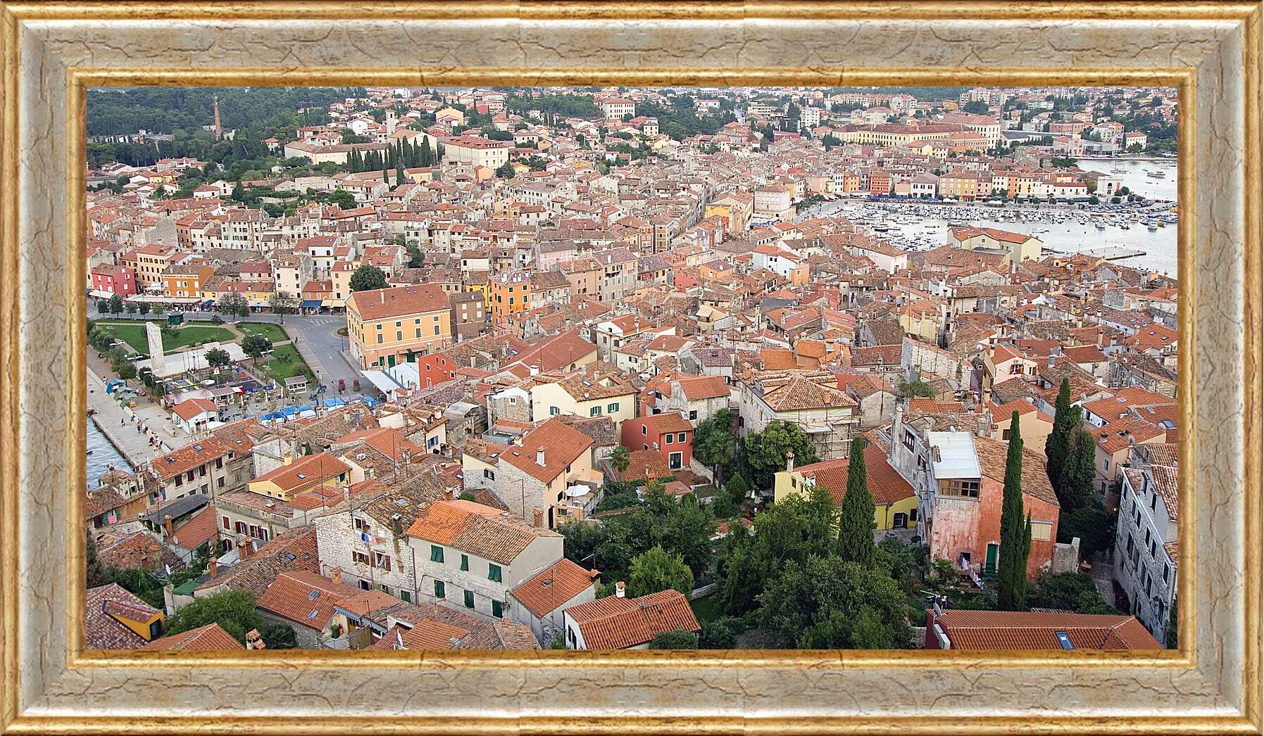 Картина в раме - Крыши, город Ровинь, Хорватия
