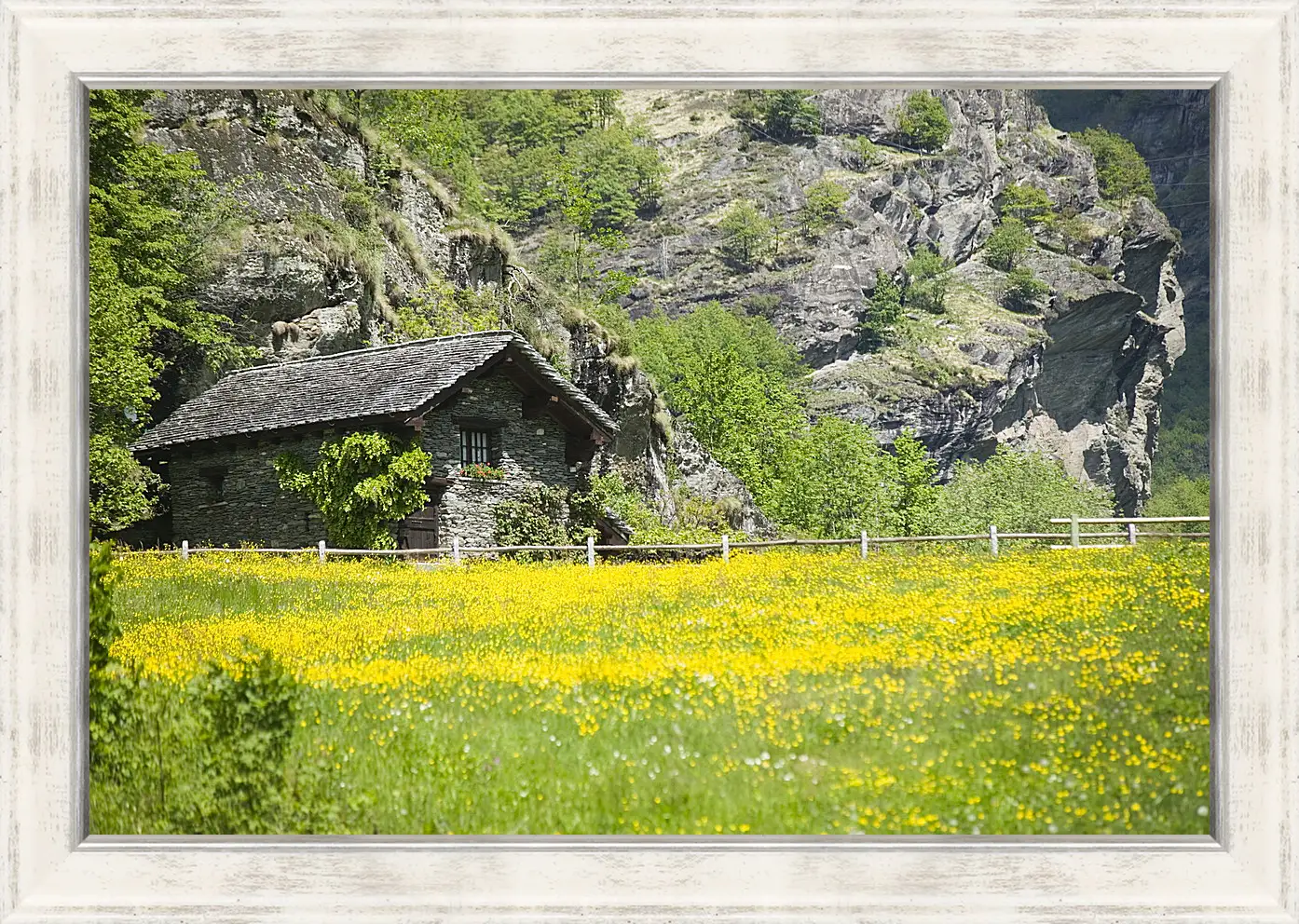 Картина в раме - Домик в горах
