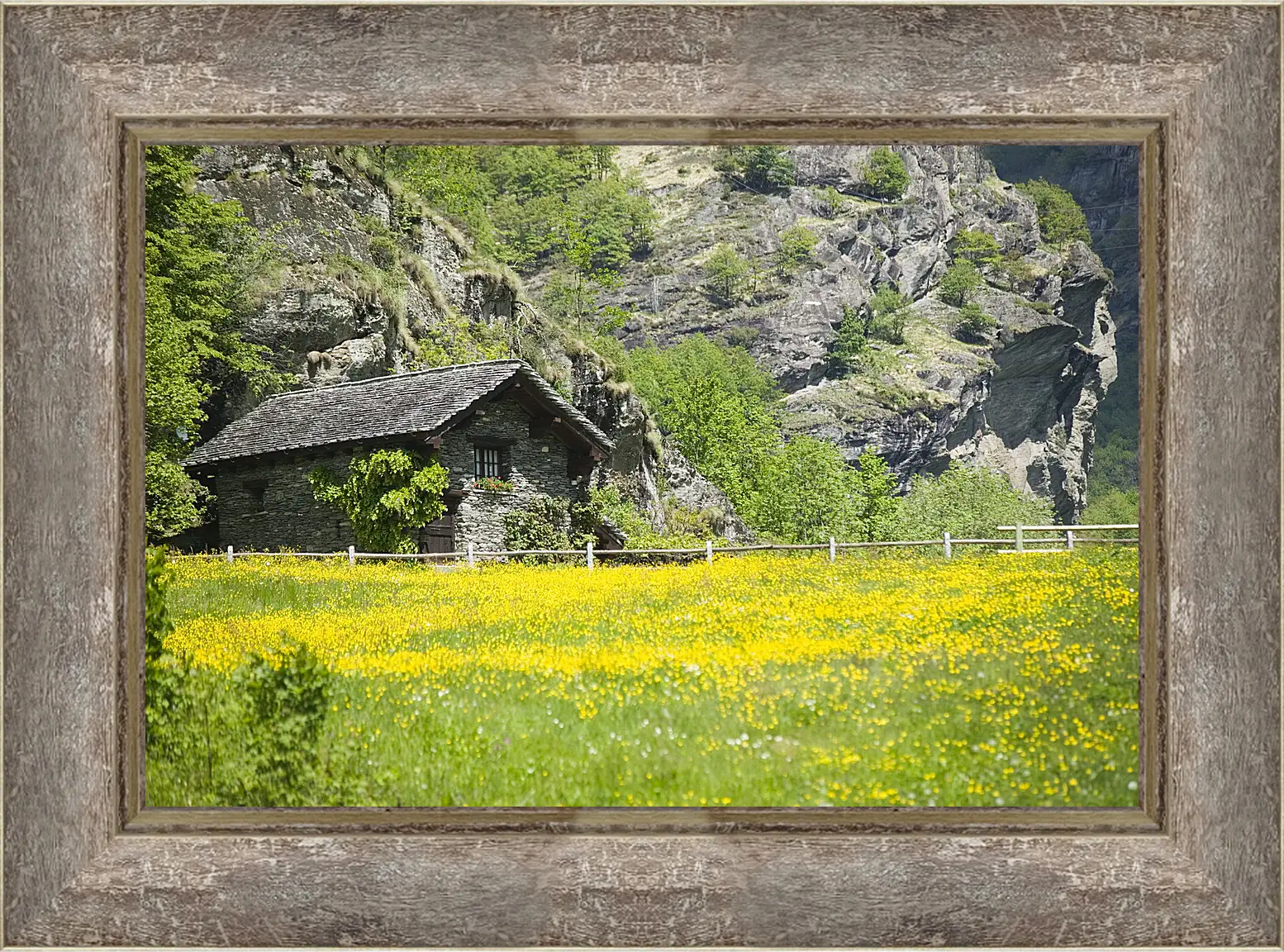 Картина в раме - Домик в горах
