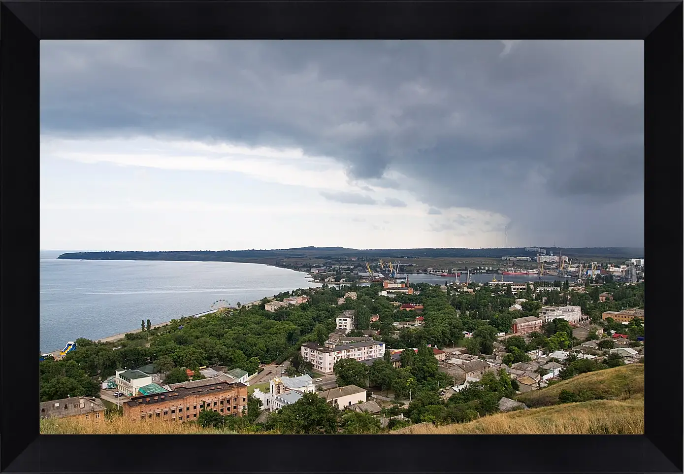 Картина в раме - Гроза надвигаетсяУкраина
