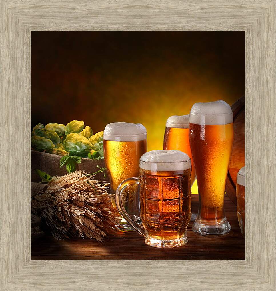 Картина в раме - Кружки пива и три бокала
