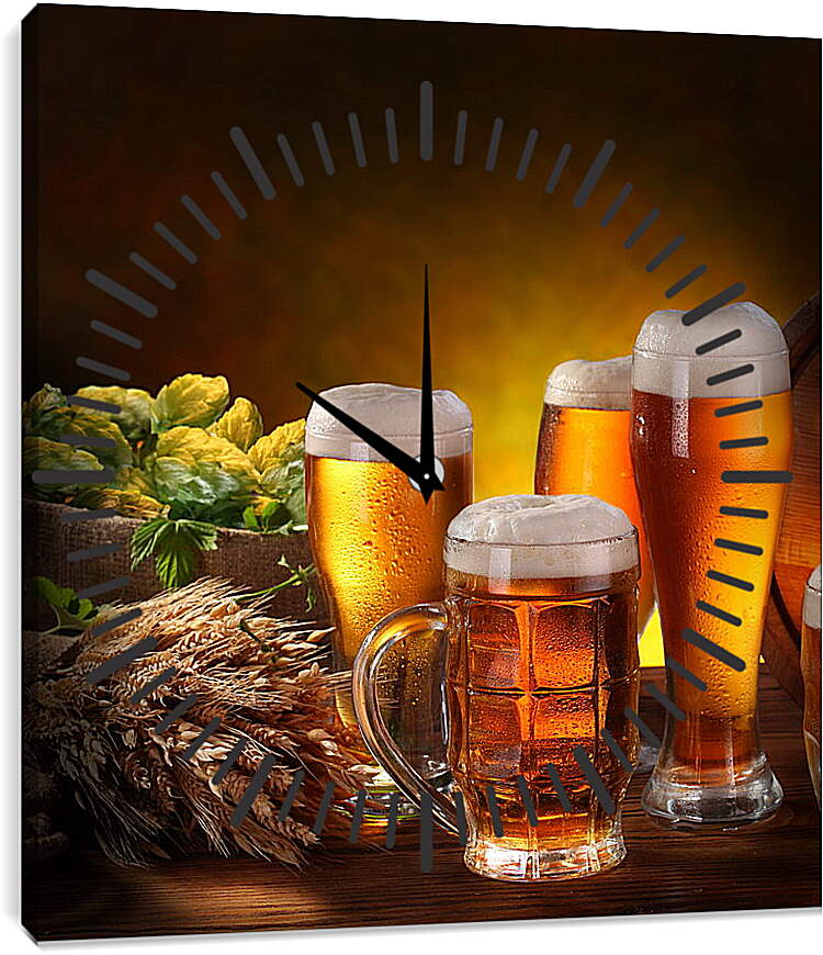 Часы картина - Кружки пива и три бокала