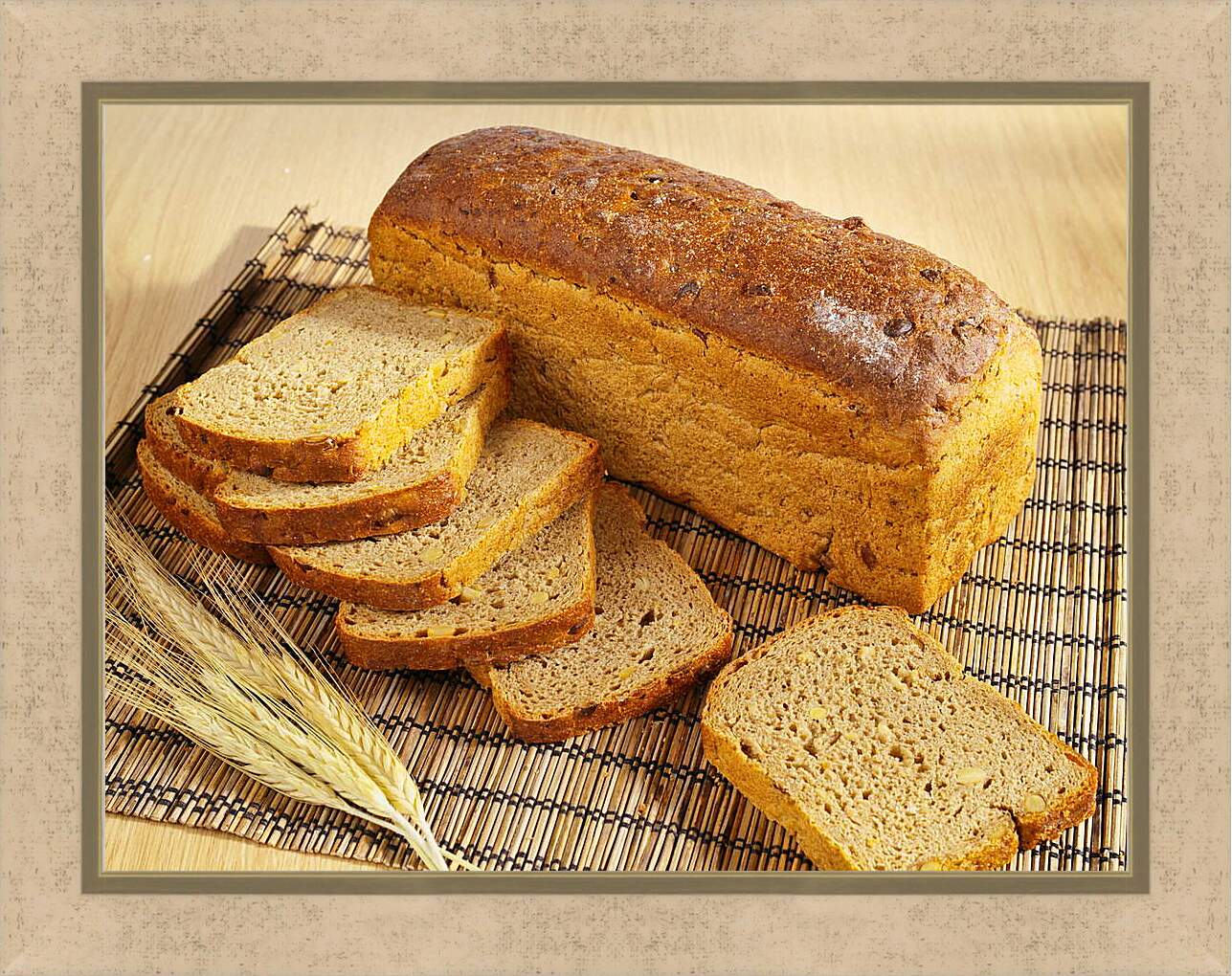 Картина в раме - Пшеница и хлеб