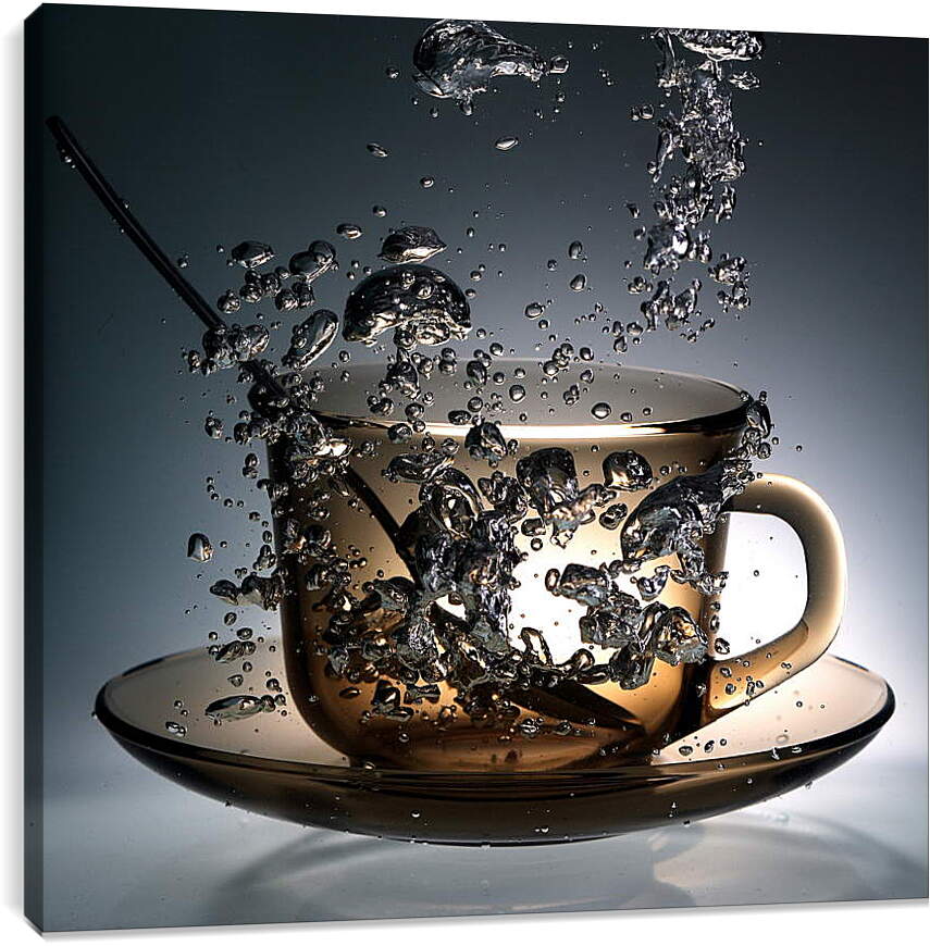 Кофе с холодной водой. Брызги кофе. Чашка чая с брызгами. Кофе и вода. Чашка кофе с брызгами.