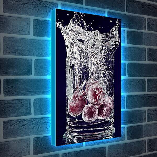 Лайтбокс световая панель - Красный виноград и всплеск воды