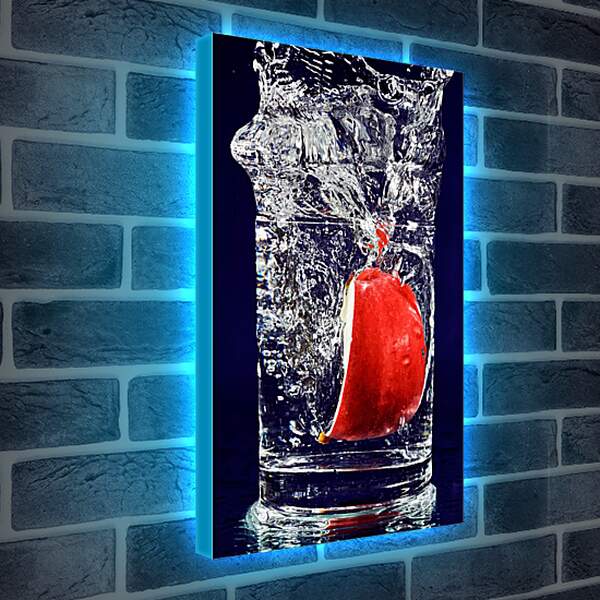 Лайтбокс световая панель - Красное яблоко в стакане воды