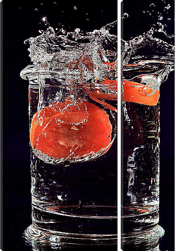 Модульная картина - Помидор в стакане воды
