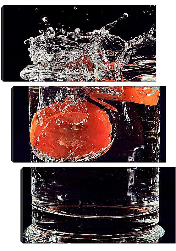 Модульная картина - Помидор в стакане воды