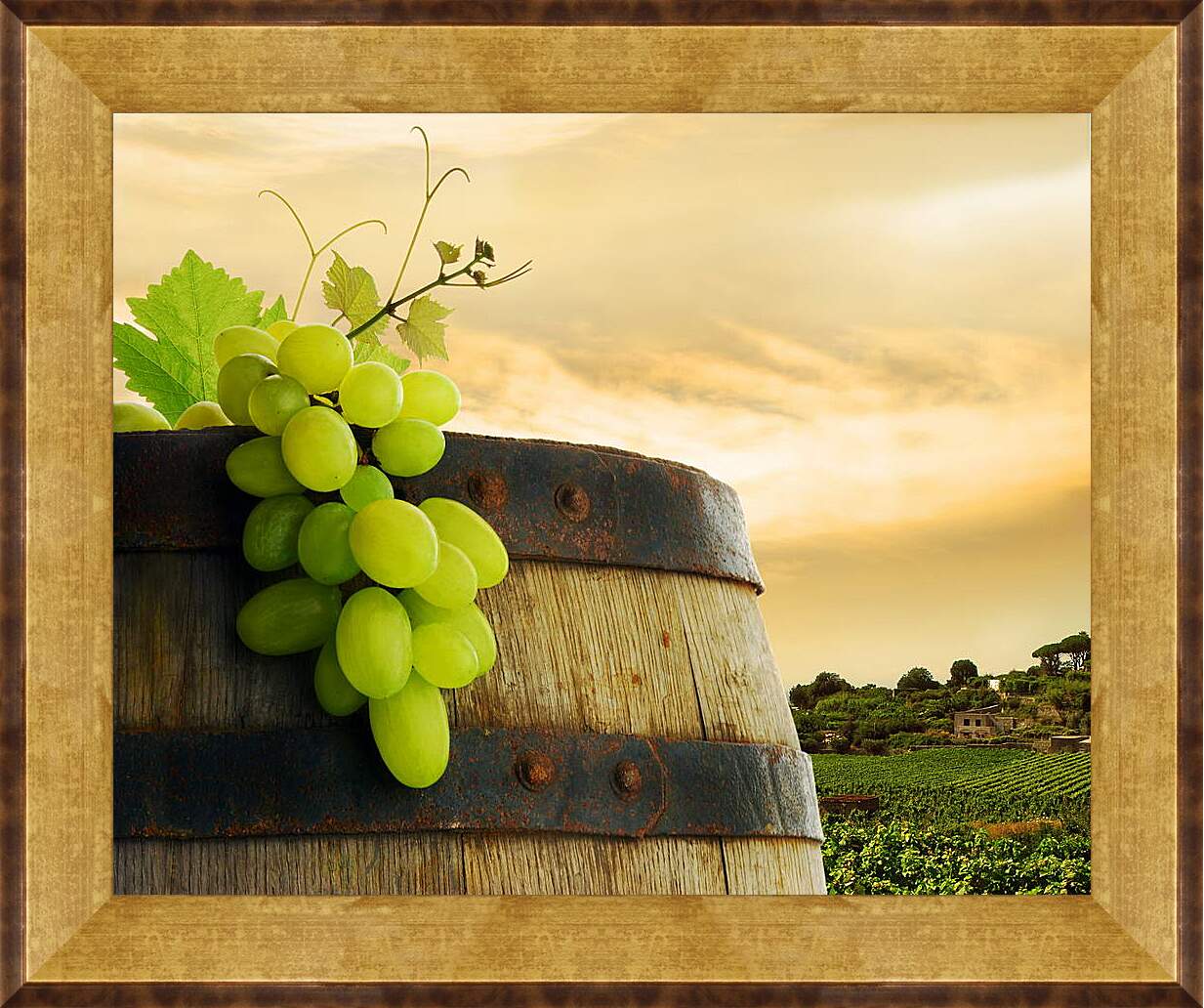 Картина в раме - Бочка с виноградом