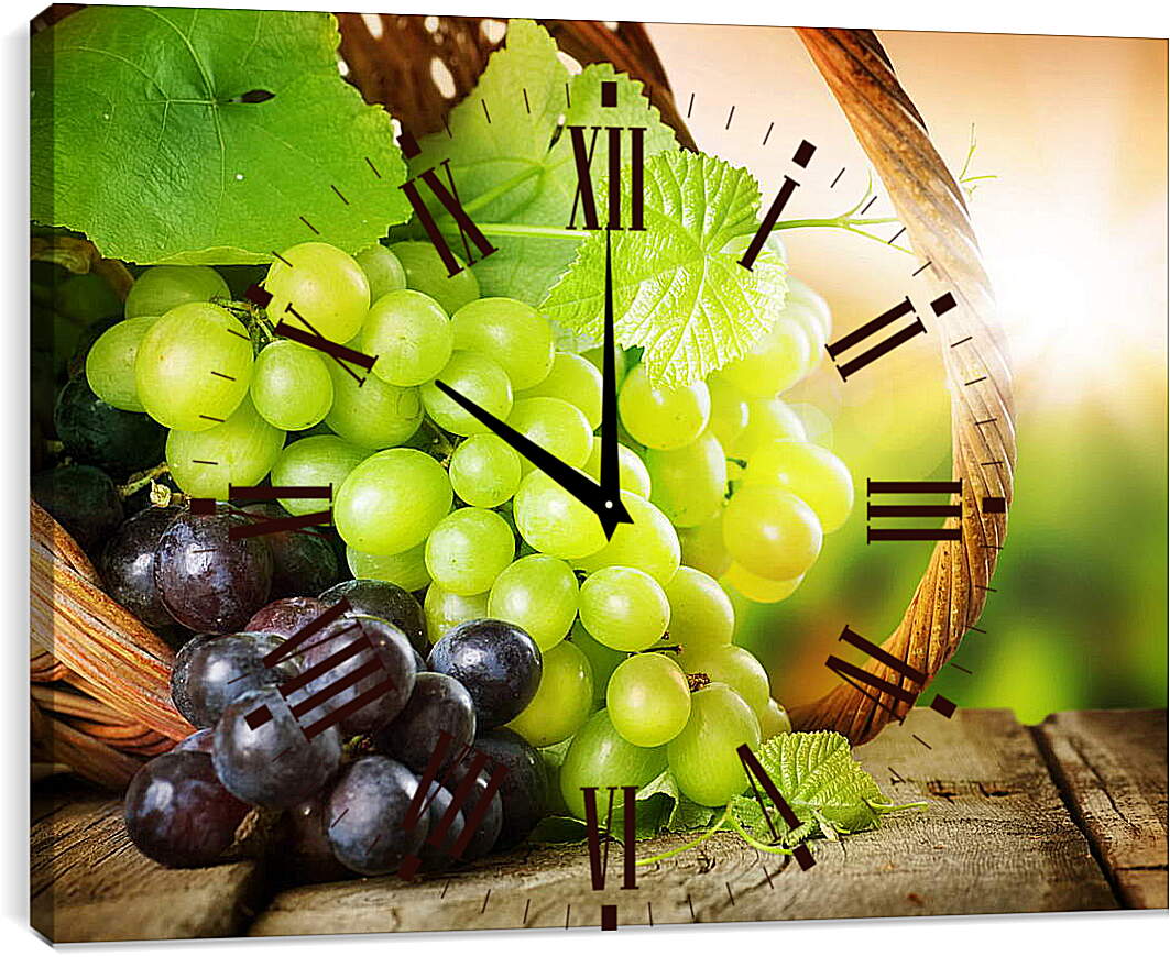 Часы картина - Виноград в корзине и луч солнца