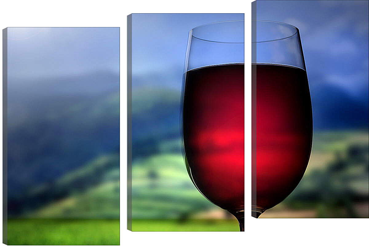 Модульная картина - Бокал вина на фоне пейзажа