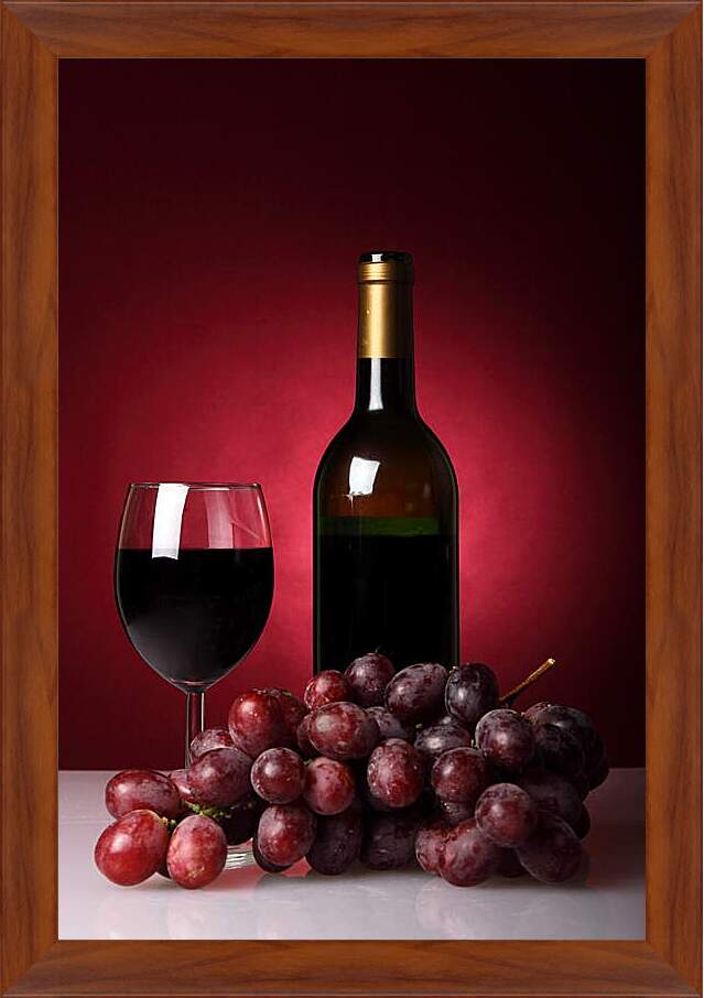 Картина в раме - Бутылка красного вина и виноград