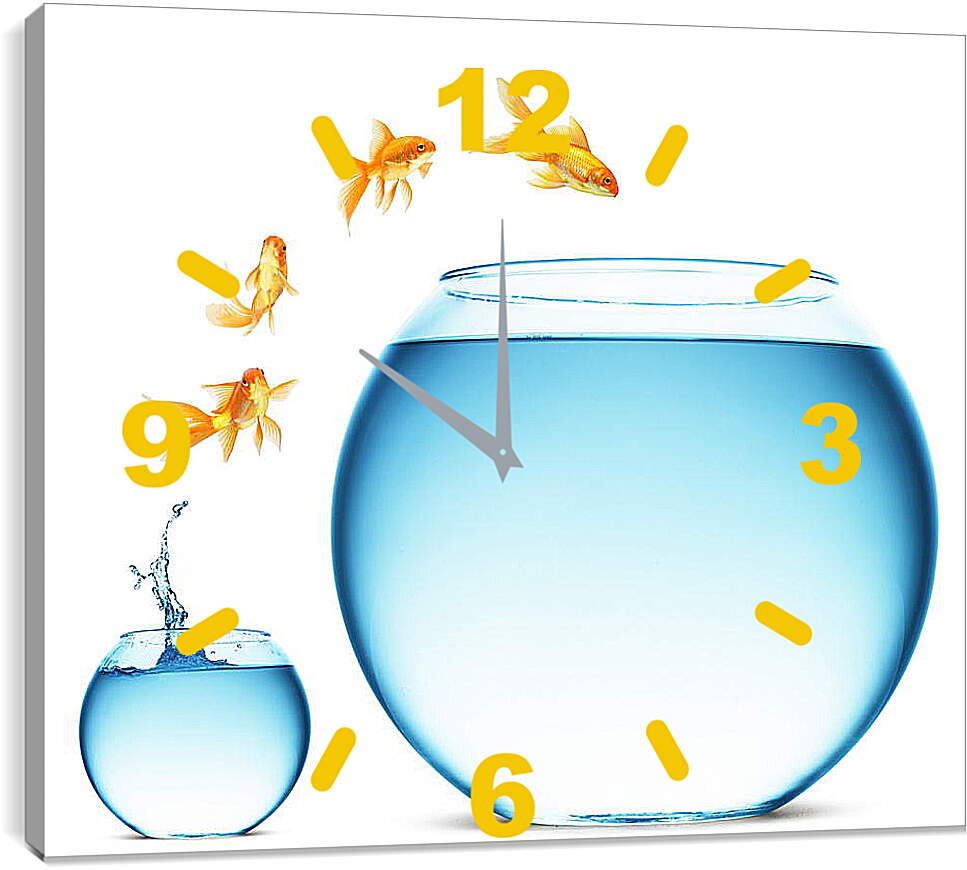 Часы картина - Рыбки прыгают в аквариум
