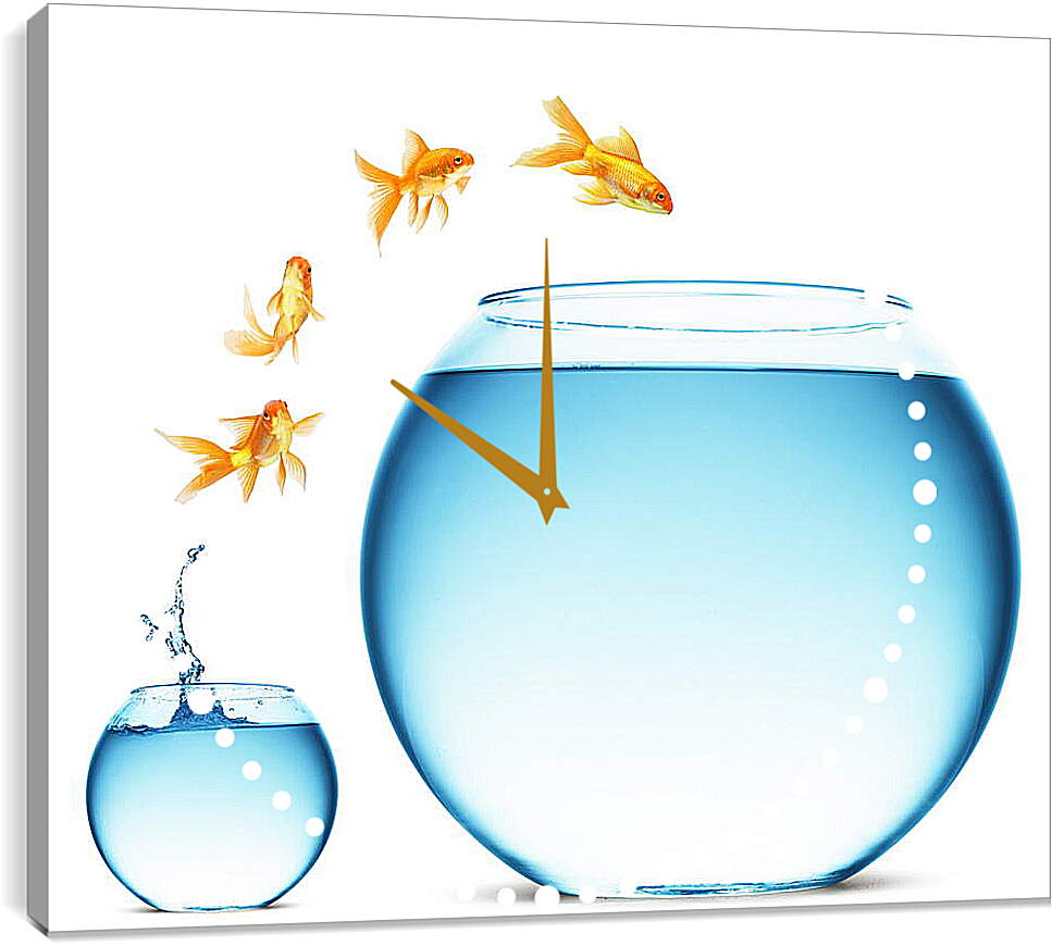 Часы картина - Рыбки прыгают в аквариум

