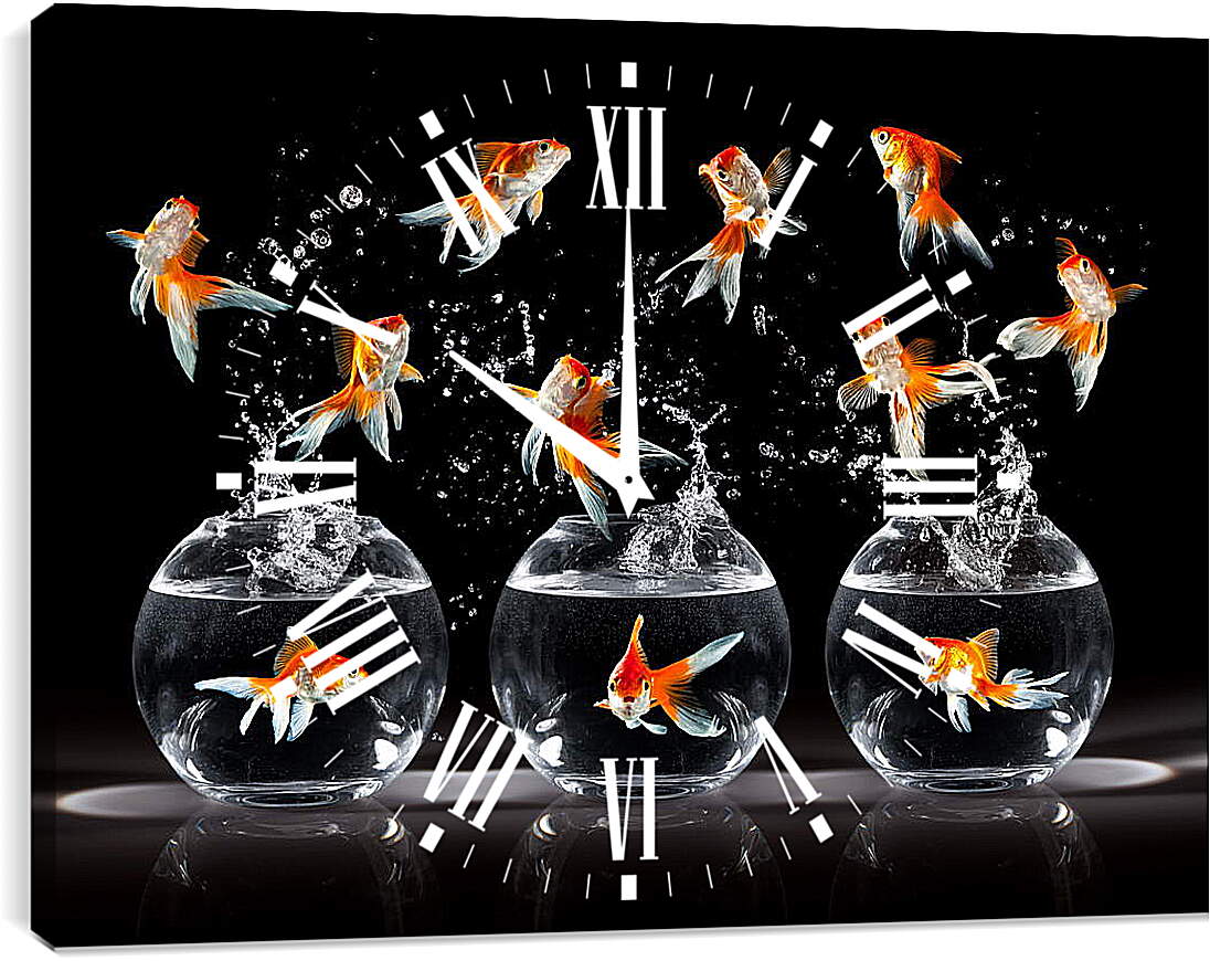 Часы картина - Золотые рыбки брызги танец
