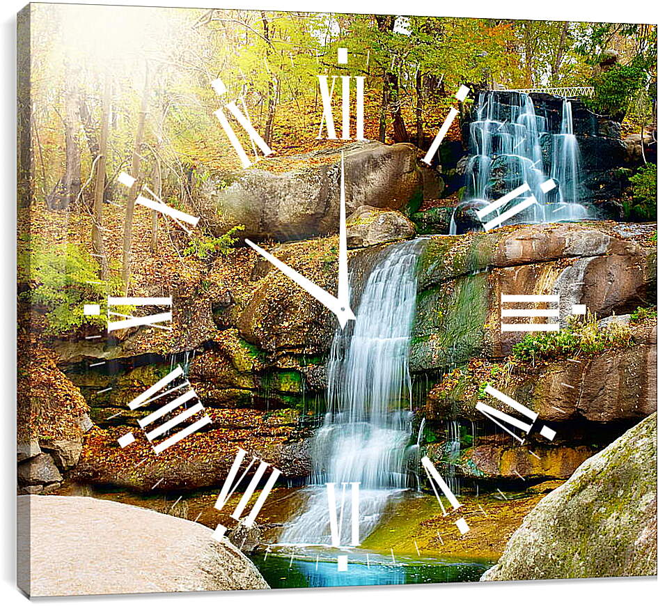 Часы картина - Водопад осенью
