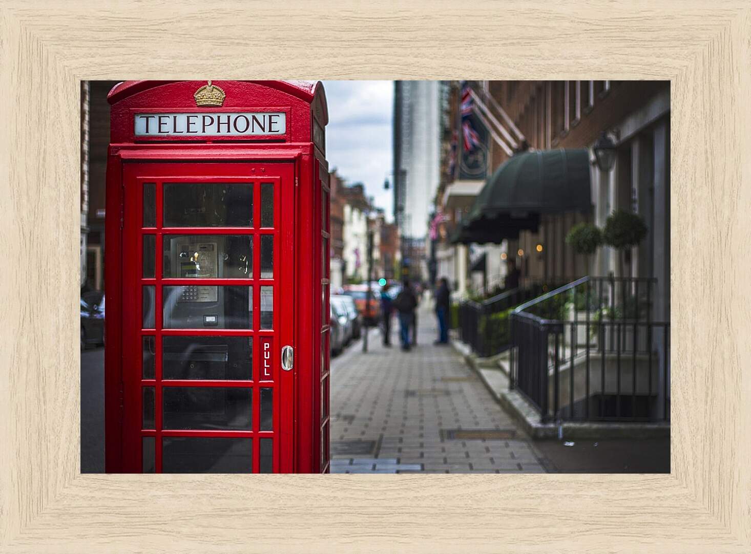 Картина в раме - Красная телефонная будка. Лондон